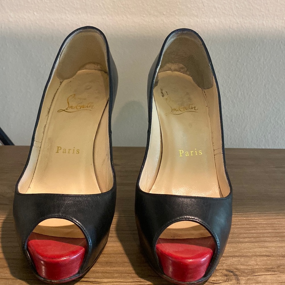 Christian Louboutin Shoes - Black, Size 5